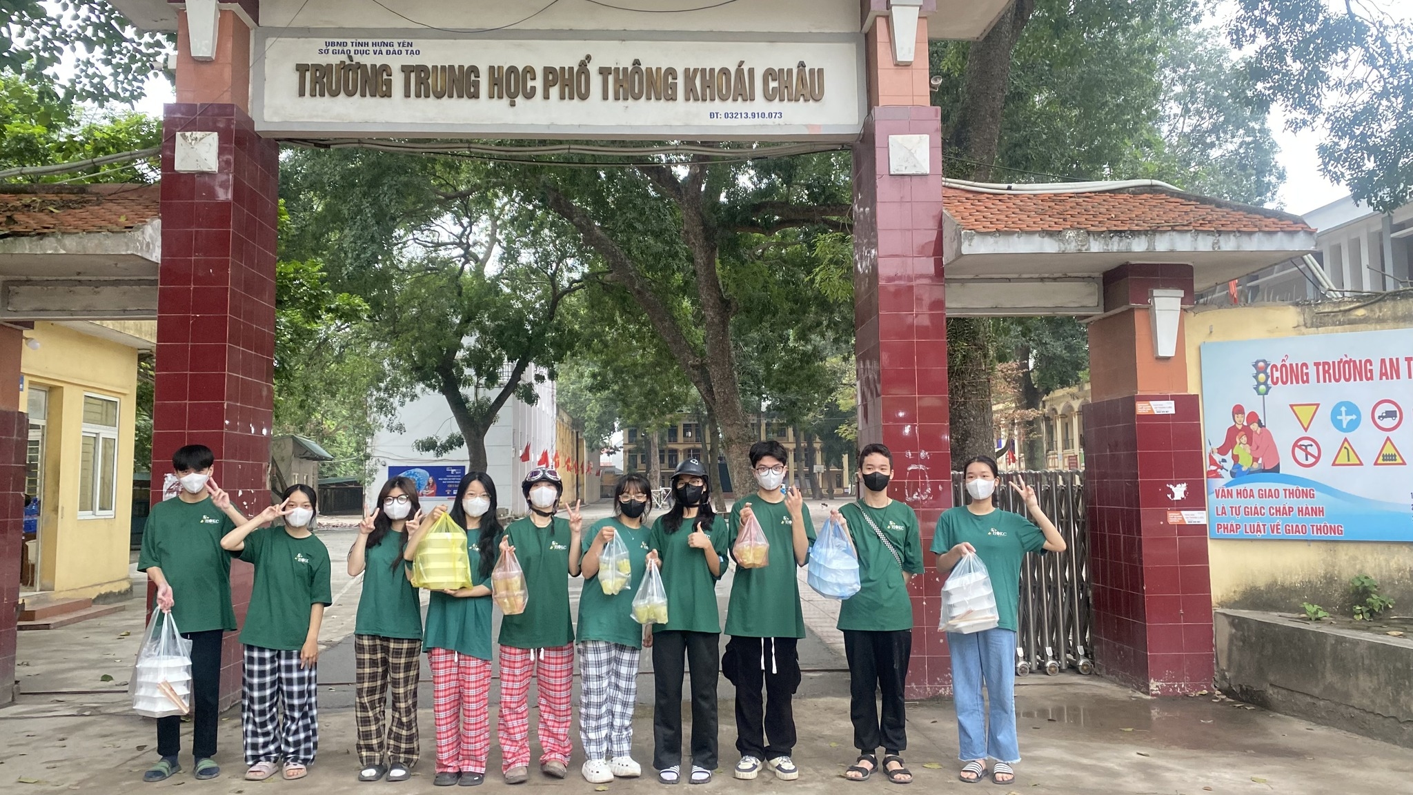 ẤM LÒNG NHỮNG SUẤT CƠM 0 ĐỒNG ĐẾN TỪ CÁC EM HỌC SINH 🧡