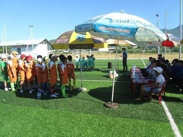 Chi đoàn 5 Kim Liên Tổ chức khai giảng lớp bóng đá cộng đồng hè 2015 Nội dung của lớp học gồm 4 kỹ năng chính: Dẫn bóng, chuyền bóng, giữ bóng, sút bóng. Thời gian mở lớp trong vòng 2 tháng vào các bu
