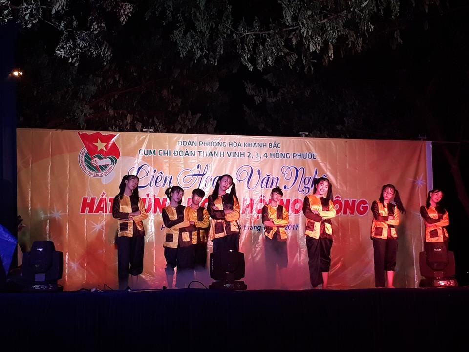 Các chi Đoàn Khu dân cư Thanh Vinh, Hồng Phước tổ chức chương trình văn nghệ Giai điệu tự hào năm 2017