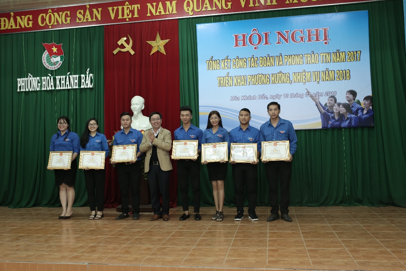  Hòa Khánh Bắc tổ chức hội nghị tổng kết công tác Đoàn và phong trào TTN năm 2017; triển khai phương hướng, nhiệm vụ năm 2018